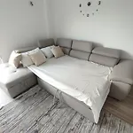 Sabi Qerret 아파트 *